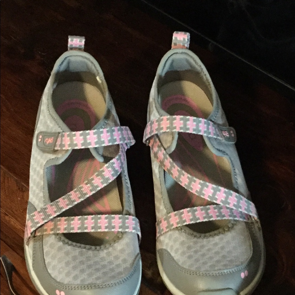 Ryka Athletic Shoes